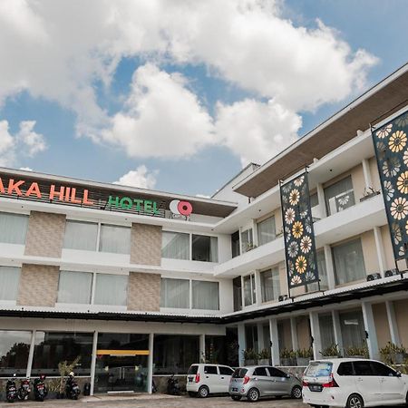 Neo Cempaka Hill Hotel Jember Exterior photo